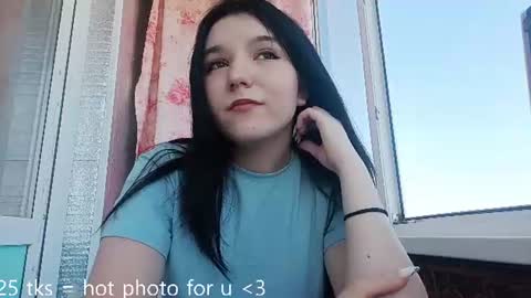 Snapshot of shilashevenell chatting on July 10, 2026, 11:24 am Elisabeth online show from July 10, 2026, 11:24 am