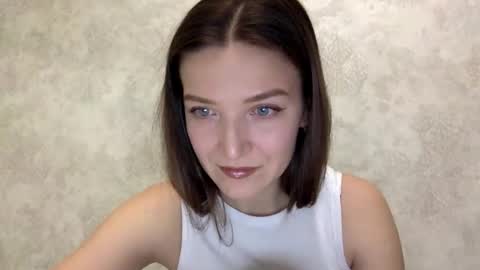 Jesica online show from February 5, 2026, 5:39 pm