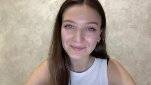 Jesica online show from March 15, 2026, 4:57 pm