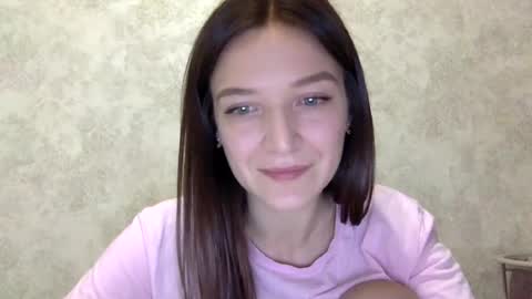 Jesica online show from June 14, 2026, 6:54 pm