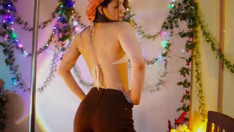 Snapshot of shiny_jail chatting on February 20, 2025, 9:31 pm JennyMira   THANK YOU FOR 77 777  online show from February 20, 2025, 9:31 pm