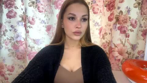Joli online show from April 22, 2026, 6:16 am