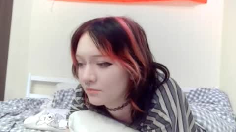 Snapshot of shirleyboulet chatting on February 11, 2026, 5:07 pm Luna online show from February 11, 2026, 5:07 pm