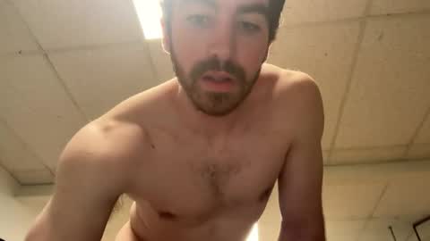 shirtlesshunk15 online show from May 22, 2026, 1:35 am