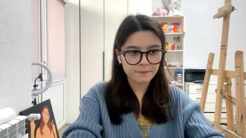 Marie online show from March 8, 2026, 2:10 pm