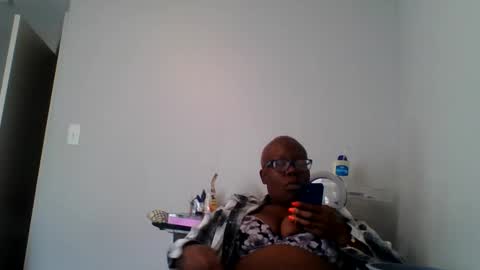 ShottaSquirtle online show from December 23, 2024, 9:18 pm