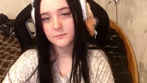 Snapshot of show_for_you chatting on September 24, 2025, 11:13 am show_for_you online show from September 24, 2025, 11:13 am