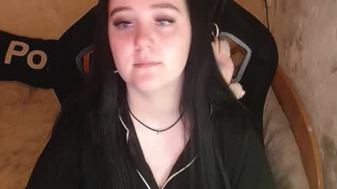 Snapshot of show_for_you chatting on February 1, 2026, 1:09 pm show_for_you online show from February 1, 2026, 1:09 pm