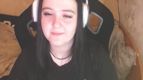 Snapshot of show_for_you chatting on February 4, 2026, 2:56 pm show_for_you online show from February 4, 2026, 2:56 pm