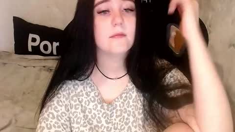 Snapshot of show_for_you chatting on February 11, 2026, 12:10 pm show_for_you online show from February 11, 2026, 12:10 pm