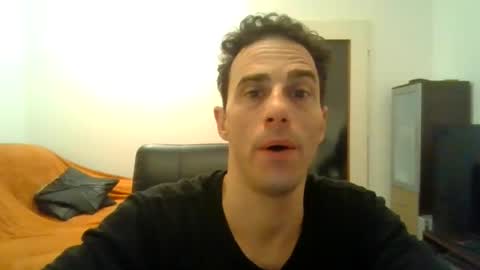 showherenow online show from January 18, 2026, 7:23 am