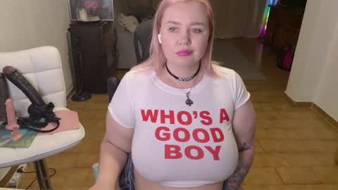 Mimi   online show from March 10, 2026, 2:11 pm