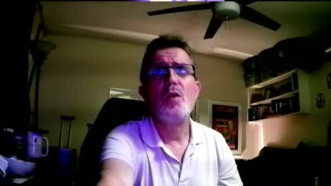 Snapshot of shrewtamer chatting on December 9, 2024, 5:51 am shrewtamer online show from December 9, 2024, 5:51 am