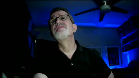 Snapshot of shrewtamer chatting on December 14, 2024, 5:07 am shrewtamer online show from December 14, 2024, 5:07 am