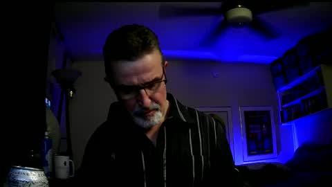 Snapshot of shrewtamer chatting on December 18, 2024, 4:09 am shrewtamer online show from December 18, 2024, 4:09 am