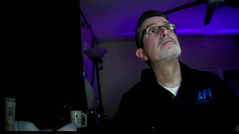 Snapshot of shrewtamer chatting on December 28, 2024, 5:23 am shrewtamer online show from December 28, 2024, 5:23 am