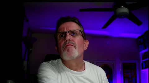 Snapshot of shrewtamer chatting on January 18, 2025, 6:03 am shrewtamer online show from January 18, 2025, 6:03 am