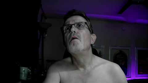 Snapshot of shrewtamer chatting on January 25, 2025, 12:26 pm shrewtamer online show from January 25, 2025, 12:26 pm