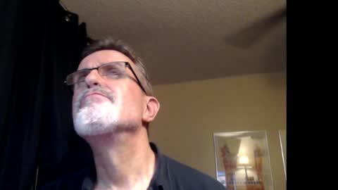 Snapshot of shrewtamer chatting on February 17, 2025, 7:15 am shrewtamer online show from February 17, 2025, 7:15 am