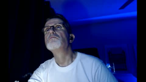 Snapshot of shrewtamer chatting on March 4, 2025, 12:55 pm shrewtamer online show from March 4, 2025, 12:55 pm