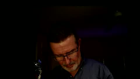 Snapshot of shrewtamer chatting on October 10, 2025, 2:10 am shrewtamer online show from October 10, 2025, 2:10 am