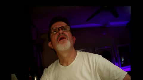 Snapshot of shrewtamer chatting on October 22, 2025, 3:07 am shrewtamer online show from October 22, 2025, 3:07 am