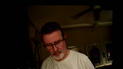 Snapshot of shrewtamer chatting on October 25, 2025, 2:52 am shrewtamer online show from October 25, 2025, 2:52 am