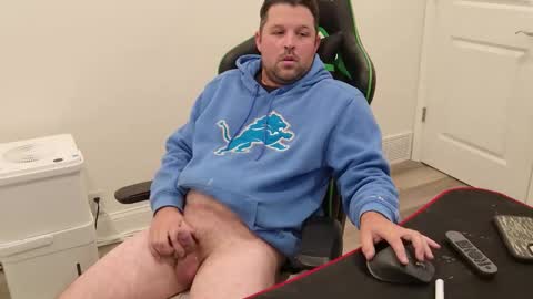 shroom online show from October 30, 2025, 7:25 pm