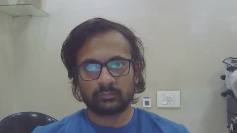 shubhamkhandelwal123 online show from May 1, 2026, 6:29 am
