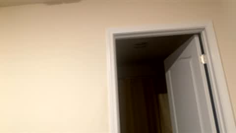 shurthingxx online show from December 1, 2025, 3:11 am