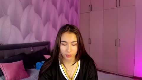 Mika online show from September 22, 2025, 1:18 am