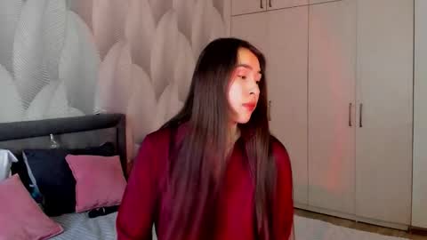 Mika online show from December 15, 2025, 4:06 am