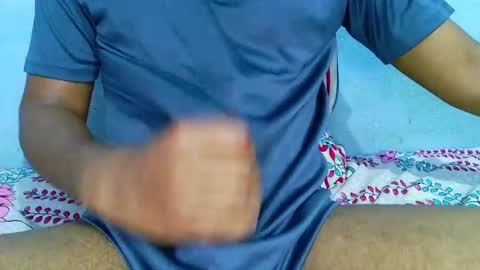 shyeyes online show from February 18, 2025, 2:38 am