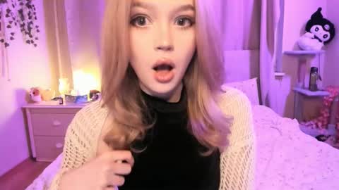 Megan 3 online show from December 3, 2025, 1:13 am