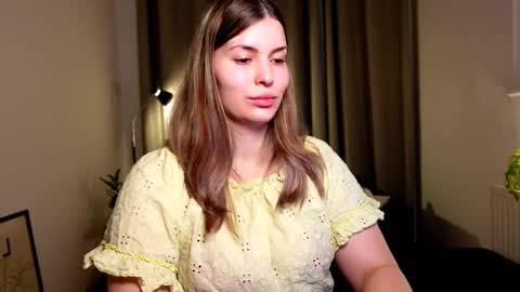 Snapshot of shy_nerd_babyy chatting on January 5, 2025, 6:46 am shy_nerd_babyy online show from January 5, 2025, 6:46 am