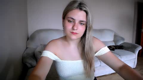 Snapshot of shy_sabrina_ chatting on June 23, 2026, 12:47 pm shy_sabrina_ online show from June 23, 2026, 12:47 pm