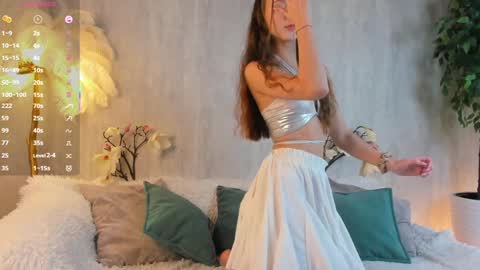 Melanie online show from February 3, 2025, 8:13 am