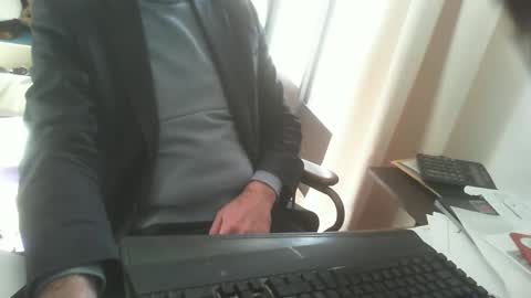 Snapshot of shyfrenchcock chatting on February 6, 2025, 9:11 am shyfrenchcock online show from February 6, 2025, 9:11 am