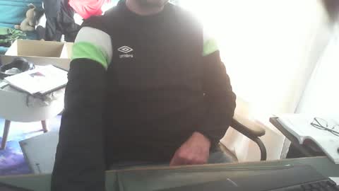 Snapshot of shyfrenchcock chatting on March 8, 2025, 1:47 pm shyfrenchcock online show from March 8, 2025, 1:47 pm