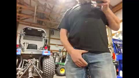 shyguycurious5 online show from November 10, 2025, 9:14 pm