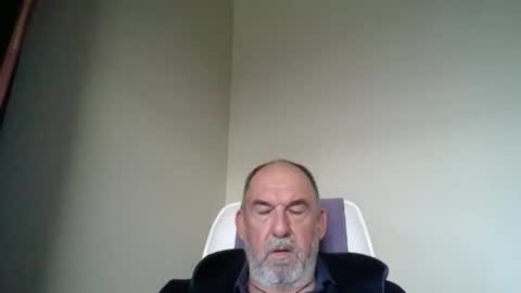 Snapshot of shyguytm chatting on February 7, 2025, 6:35 am shyguytm online show from February 7, 2025, 6:35 am