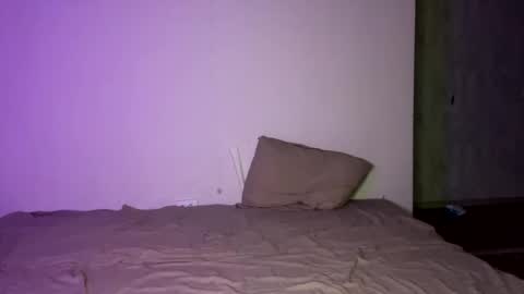 Snapshot of shyredstar chatting on December 17, 2024, 2:22 pm Tom and Betty online show from December 17, 2024, 2:22 pm