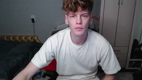 Snapshot of shyredstar chatting on February 1, 2025, 2:45 pm Tom and Betty online show from February 1, 2025, 2:45 pm