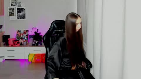 SIA online show from April 1, 2026, 2:34 am