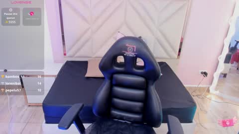 siam online show from February 11, 2025, 11:54 pm