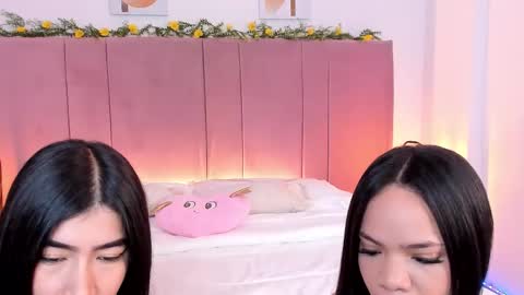 Snapshot of siara_lewis_ chatting on March 9, 2026, 10:25 pm Siara and Zoe tattoo online show from March 9, 2026, 10:25 pm