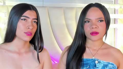 Snapshot of siara_lewis_ chatting on April 10, 2026, 10:25 pm Siara and Zoe tattoo online show from April 10, 2026, 10:25 pm
