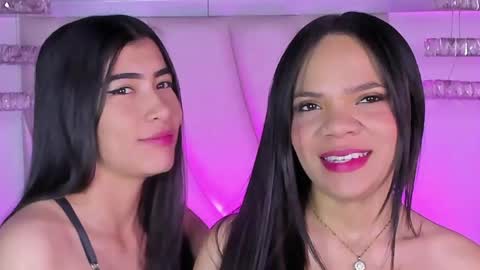 Snapshot of siara_lewis_ chatting on May 6, 2026, 10:37 pm Siara and Zoe tattoo online show from May 6, 2026, 10:37 pm