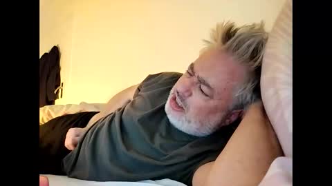 sibemolx online show from February 23, 2026, 11:24 pm