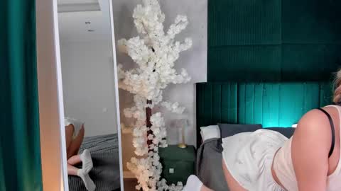 Sidny online show from March 16, 2026, 9:13 am